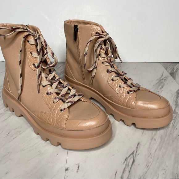 Vince Camuto Korigan Pink Tan Leather Lace Up Lug Sole Boot 9 1/2 M - Picture 10 of 15